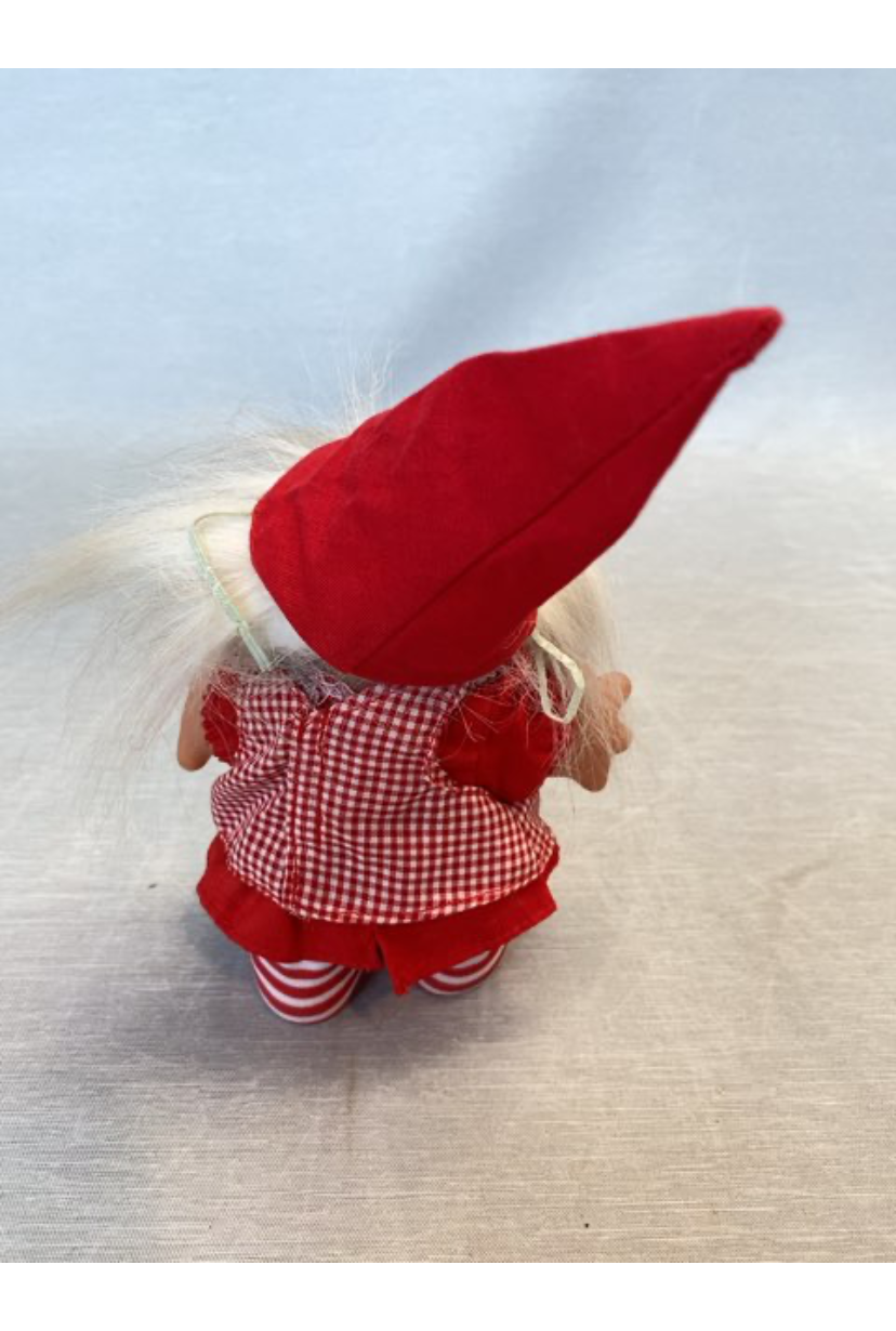 Dam trold nisse pige